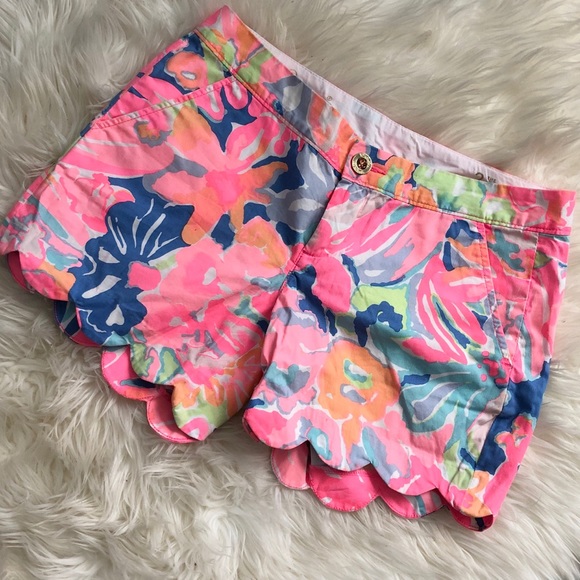 Lilly Pulitzer Buttercup Shorts - Picture 2 of 7